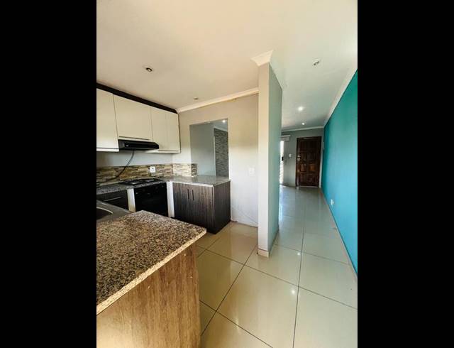 2 BEDROOM APARTMENT FOR SALE IN WATERVAL PARK